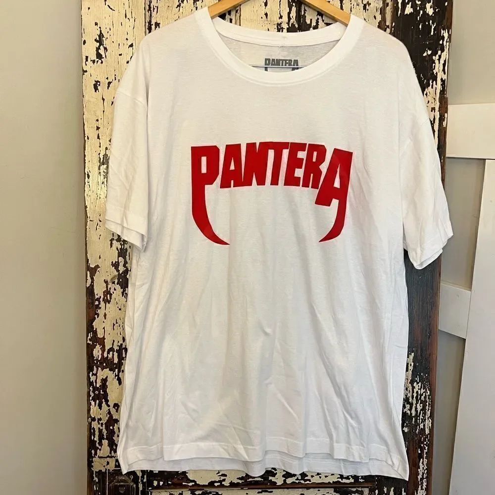 NWOT Pantera retro Band T-shirt. Size. 2XL.